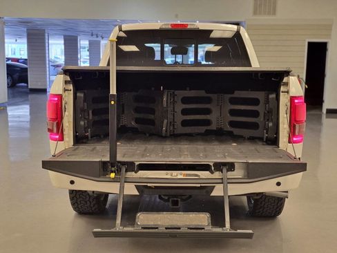 Used 2016 Ford F150 Platinum w/ Equipment Group 701A Luxury image 17