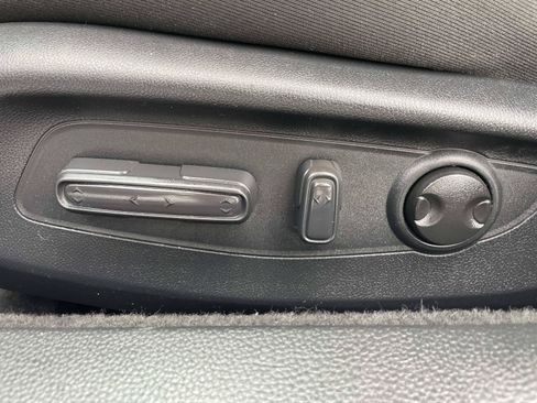 Used 2025 Honda Accord SE image 19