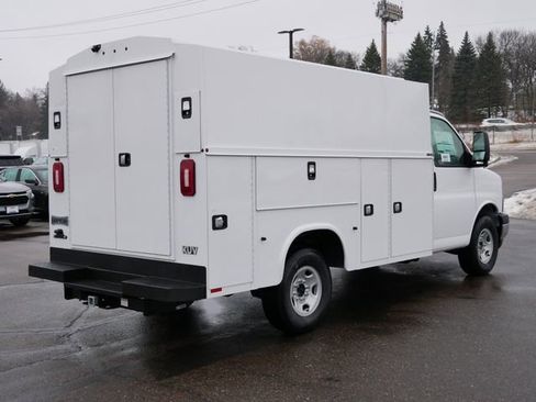 New 2025 Chevrolet Express 3500 w/ Power Convenience Package RWD image 5