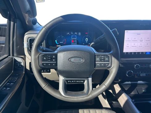 Used 2026 Ford F250 Platinum w/ Platinum Plus Package image 5