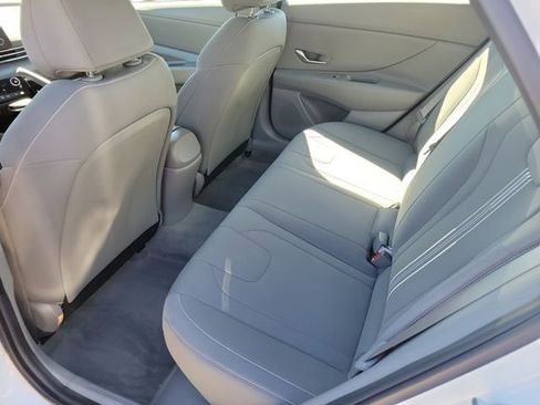 Certified 2023 Hyundai Elantra Blue FWD image 20