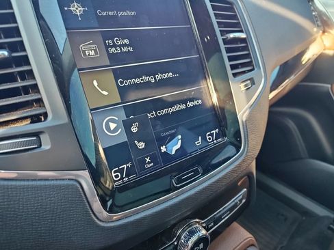 Used 2019 Volvo XC90 T6 Momentum w/ Advanced Package AWD/4WD image 10