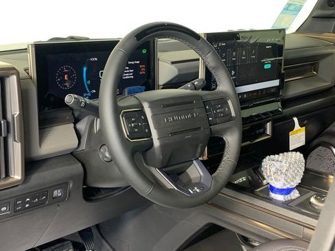 New 2025 GMC Hummer EV 3X image 6