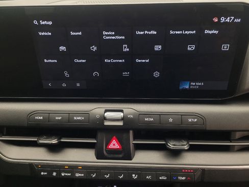 Used 2025 Kia K4 FWD image 25
