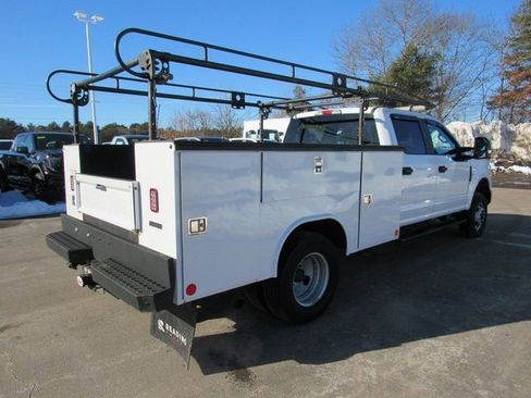 Used 2022 Ford F350 XL w/ Power Equipment Group image 7