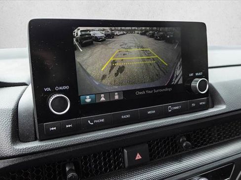 Used 2024 Honda CR-V LX image 18