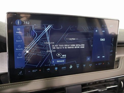 New 2026 Lincoln Corsair Premiere image 7