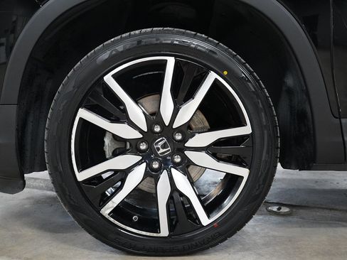 Used 2019 Honda Pilot Elite image 35