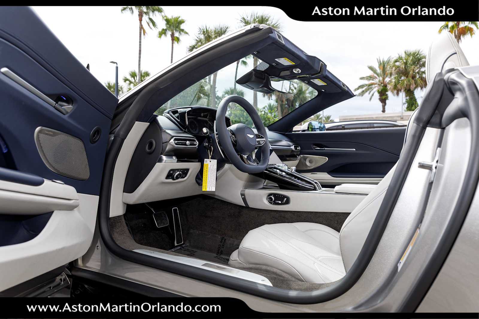 Used 2026 Aston Martin V8 Vantage Coupe RWD image 3