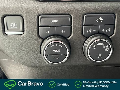 Used 2022 Chevrolet Silverado 1500 LT w/ Protection Package AWD/4WD image 23