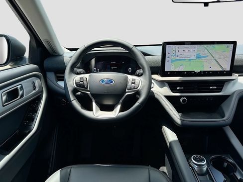 New 2026 Ford Explorer Active w/ Active Comfort Package RWD image 24