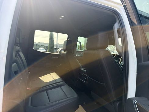 Used 2022 GMC Sierra 1500 SLT AWD/4WD image 12