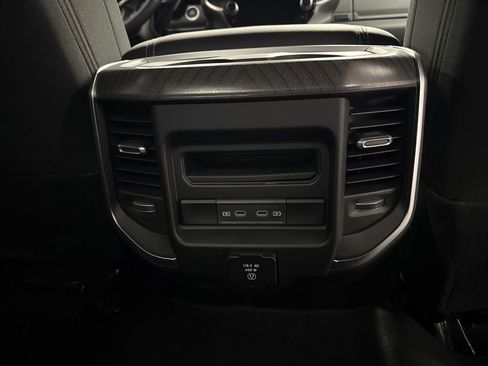 New 2026 RAM 2500 Big Horn AWD/4WD image 36