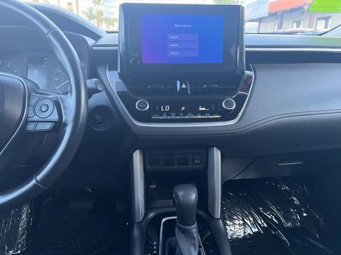 Used 2024 Toyota Corolla Cross LE AWD/4WD image 19