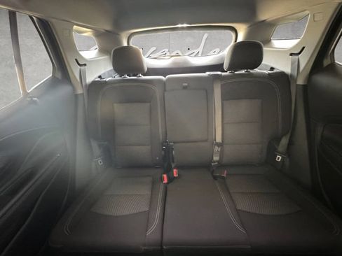 Used 2024 GMC Terrain SLE FWD image 22