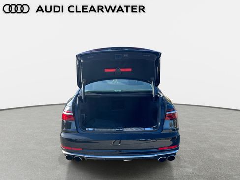 Used 2023 Audi S8 w/ S8 Comfort Plus Package image 10