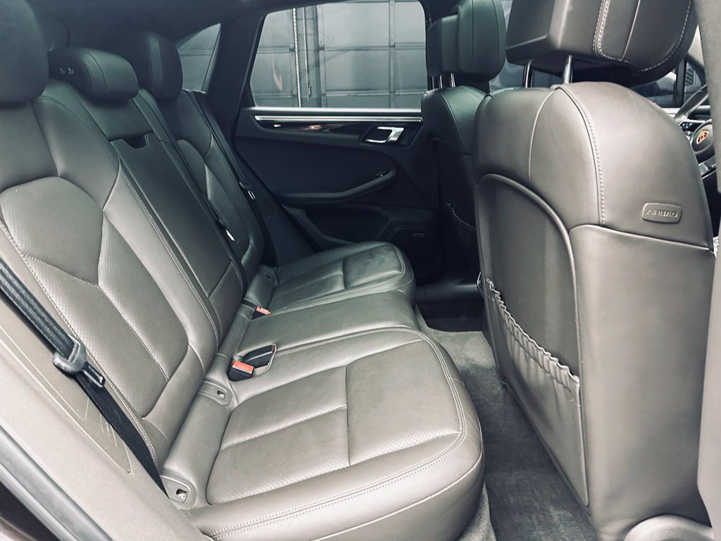 Used 2018 Porsche Macan S AWD/4WD image 19