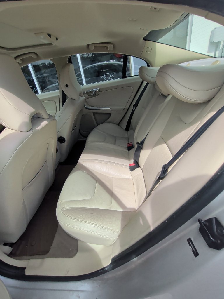 Used 2012 Volvo S60 T5 FWD image 3