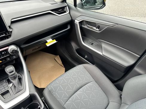 New 2025 Toyota RAV4 XLE image 23