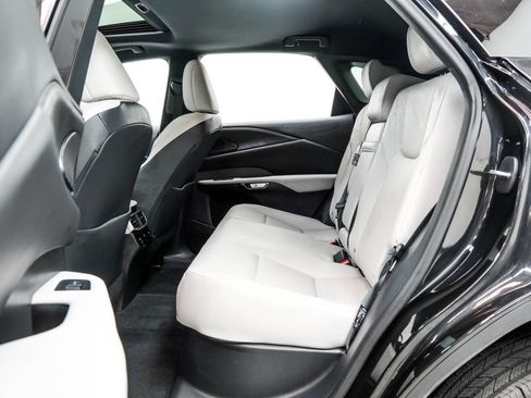 Used 2024 Lexus RX 350 Premium w/ Convenience Package FWD image 18