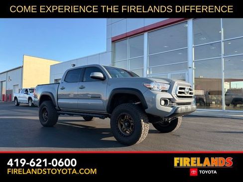 Used 2021 Toyota Tacoma SR5 w/ Trail Edition AWD/4WD image 1