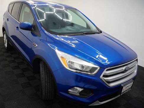 Used 2017 Ford Escape SE AWD/4WD image 9