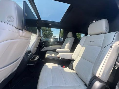 Used 2023 Cadillac Escalade ESV Sport w/ Touring Package AWD/4WD image 23