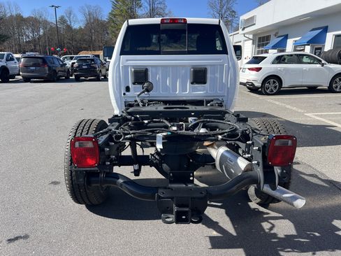 Used 2025 RAM 3500 Tradesman image 2