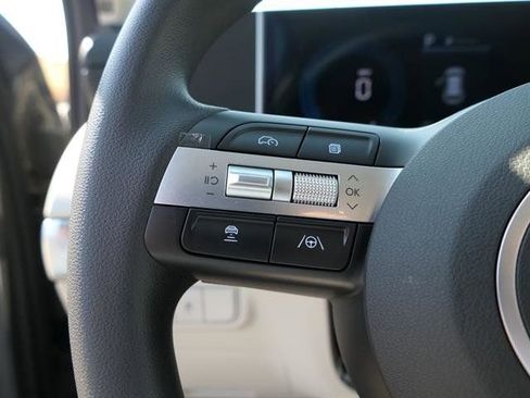 New 2025 Hyundai Tucson SE image 14