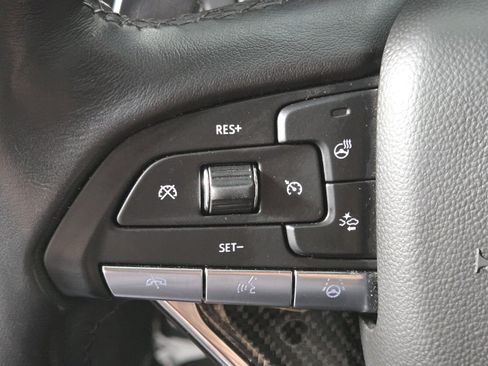 Used 2023 Cadillac XT6 Sport w/ LPO, ONYX Package image 28