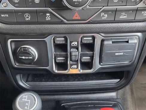 New 2026 Jeep Wrangler Unlimited Sport image 20