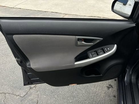 Used 2012 Toyota Prius Two image 12