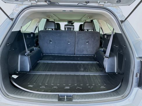 Used 2025 Kia Sorento S w/ Panoramic Sunroof Package image 18