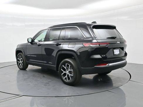 New 2025 Jeep Grand Cherokee Limited image 9