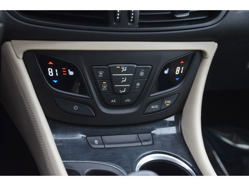 Used 2017 Buick Envision Preferred image 36
