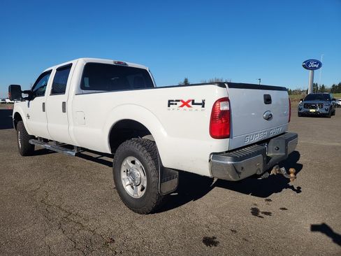 Used 2011 Ford F350 XLT w/ FX4 4X4 Off-Road Pkg image 6