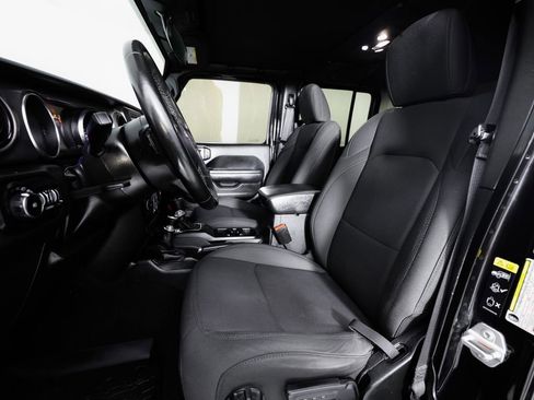 Used 2022 Jeep Wrangler Unlimited Sport AWD/4WD image 23