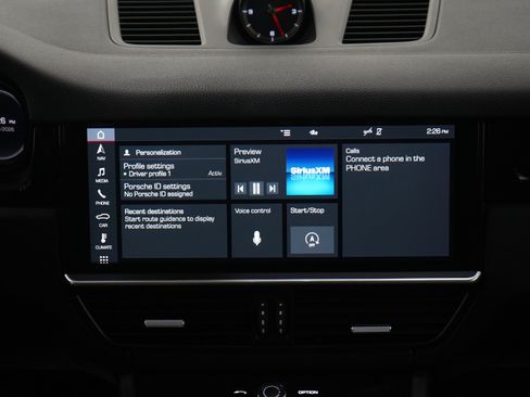 Used 2020 Porsche Cayenne AWD/4WD image 15