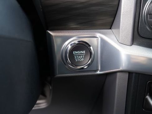 Used 2025 Ford F150 Lariat w/ Equipment Group 501A Mid image 21