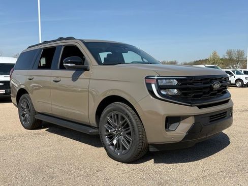 New 2026 Ford Expedition Platinum AWD/4WD image 1