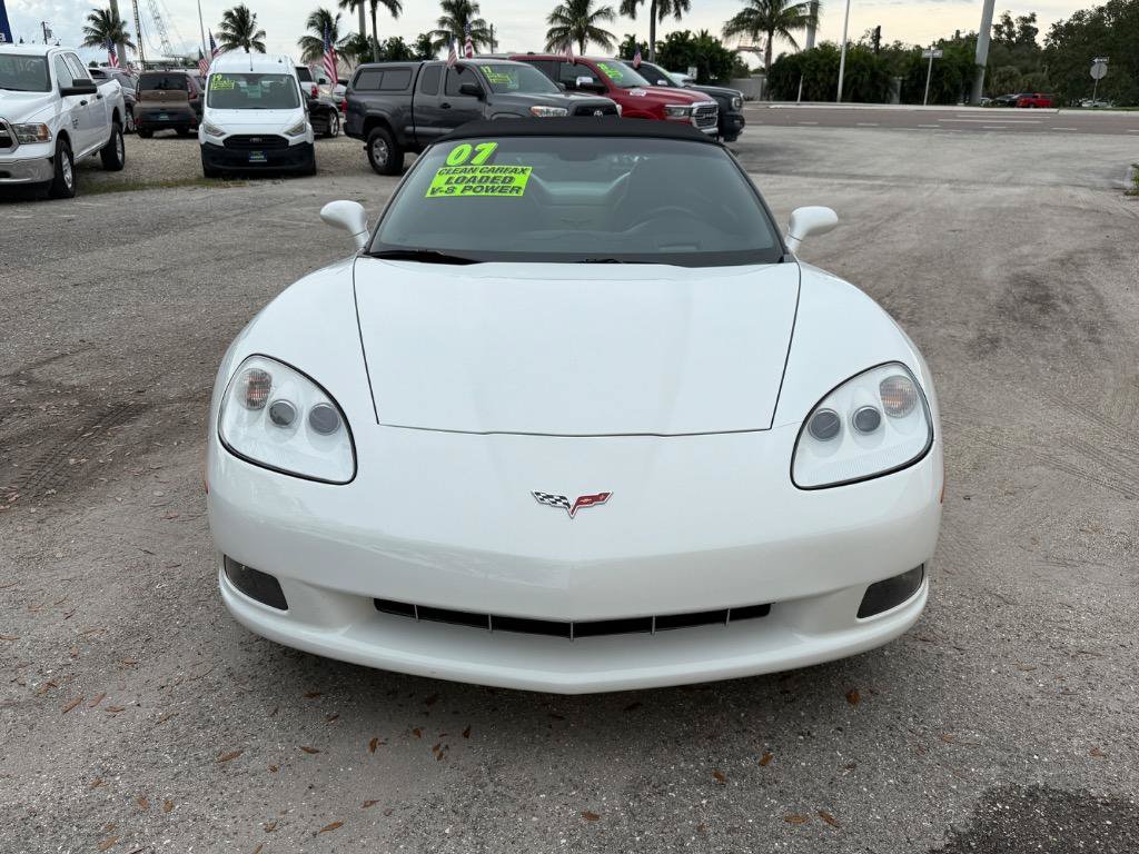 Used 2009 Chevrolet Corvette Convertible w/ Preferred Equipment Group RWD image 2