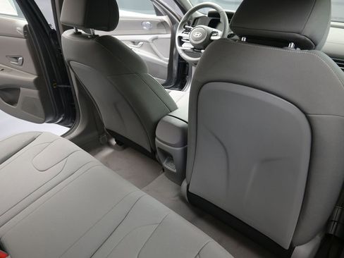 New 2025 Hyundai Elantra Sport image 15