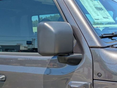 New 2026 Jeep Gladiator Mojave image 12