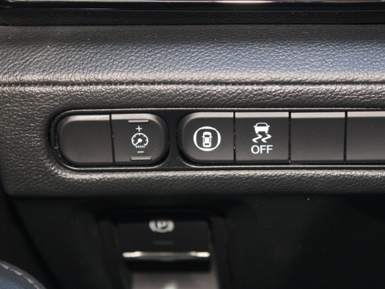 Certified 2024 Acura MDX FWD image 33