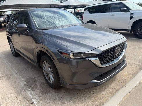 Used 2025 MAZDA CX-5 AWD 2.5 S w/ Preferred Package image 4