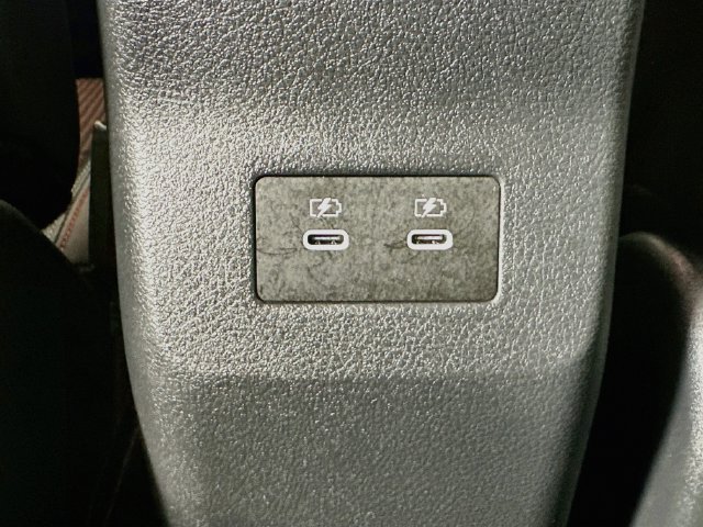 Used 2025 Nissan Kicks SR FWD image 24