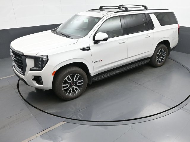 Used 2023 GMC Yukon XL AT4 AWD/4WD image 21