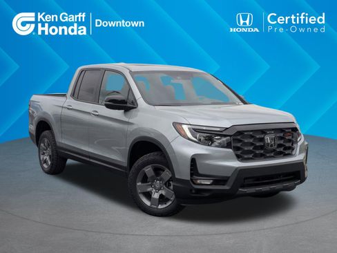 Certified 2025 Honda Ridgeline TrailSport image 1