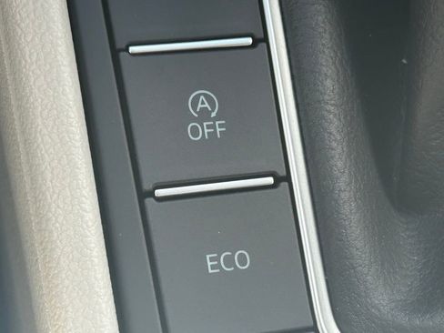 New 2026 Volkswagen Jetta SE image 50