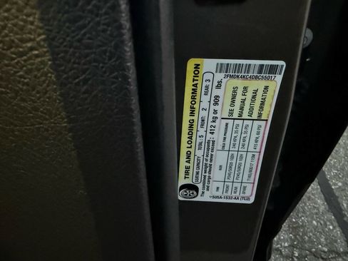 Used 2013 Ford Edge Limited AWD/4WD image 23